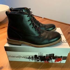 Man vegan leather black boots with zipper. New